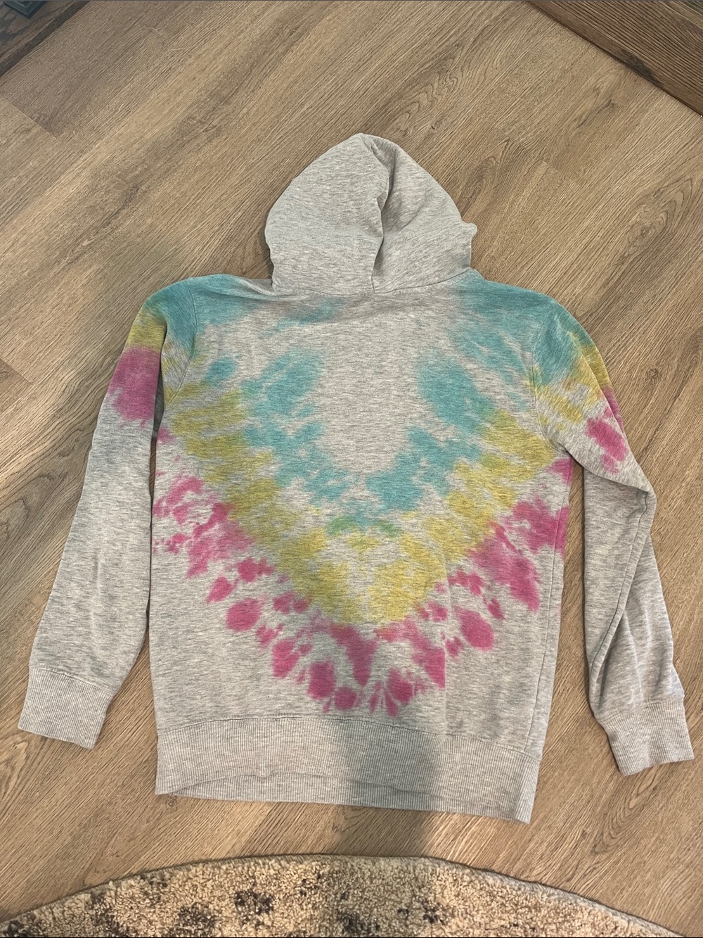Gray Tie-Dye Pullover Hoodie with Keith Haring Graphic - Picture 4 of 4